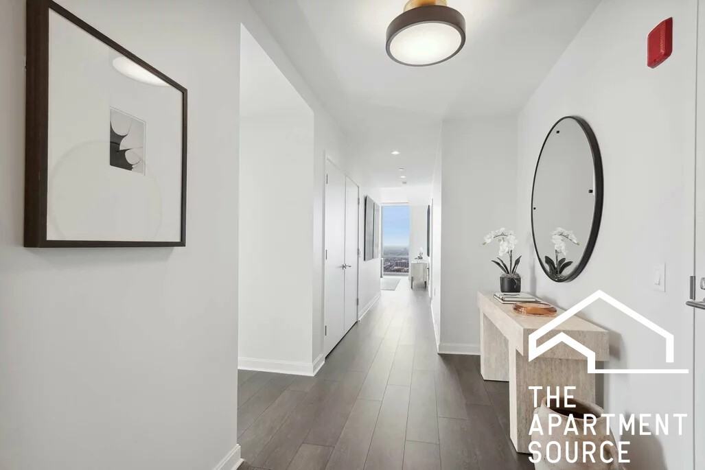 164 N Peoria St - Photo 7 of 21