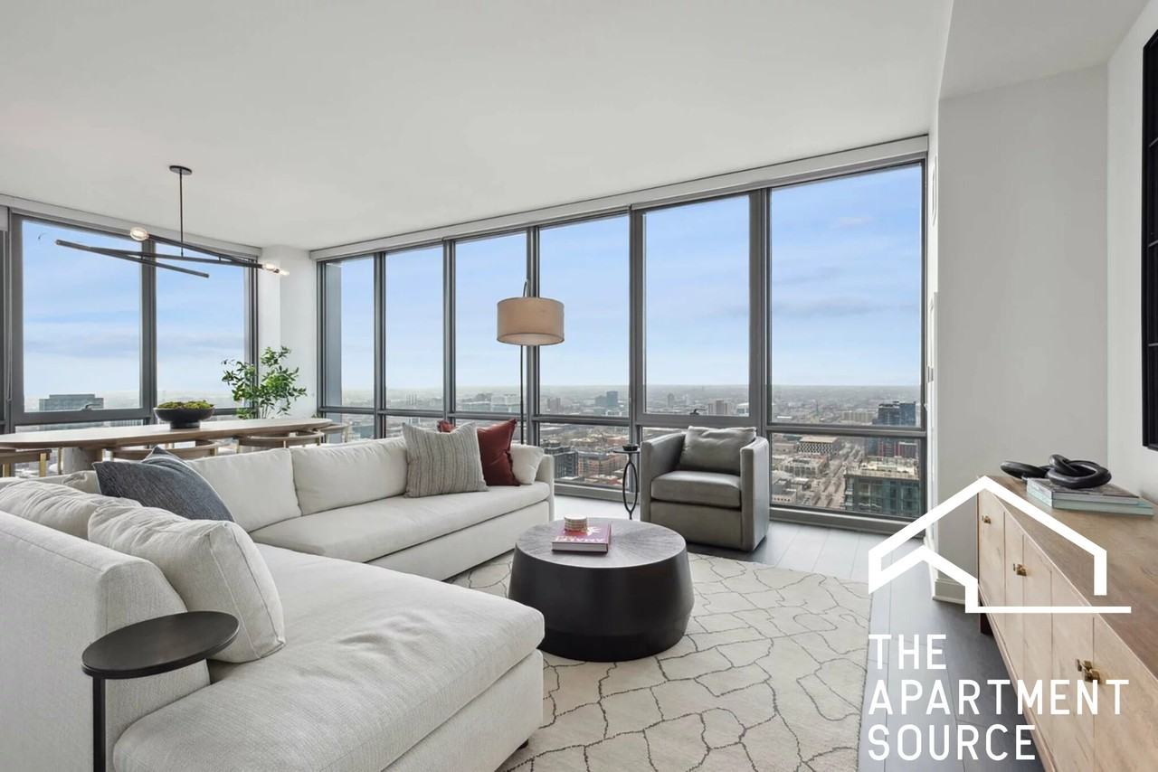 514 N Peshtigo Ct #3BD2-5BATH - Photo 4 of 25