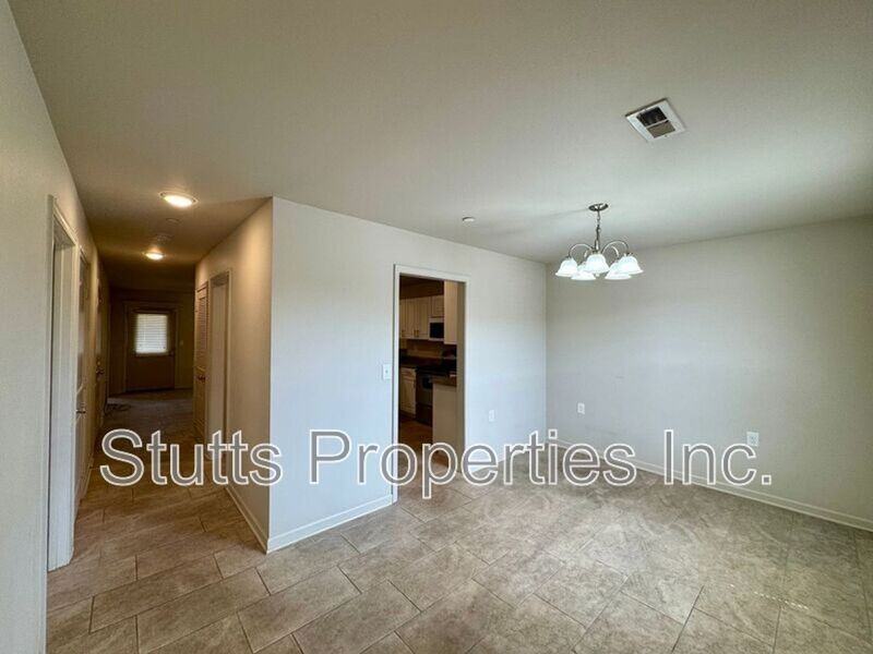 200 Gin Ct #503 - Photo 3 of 14