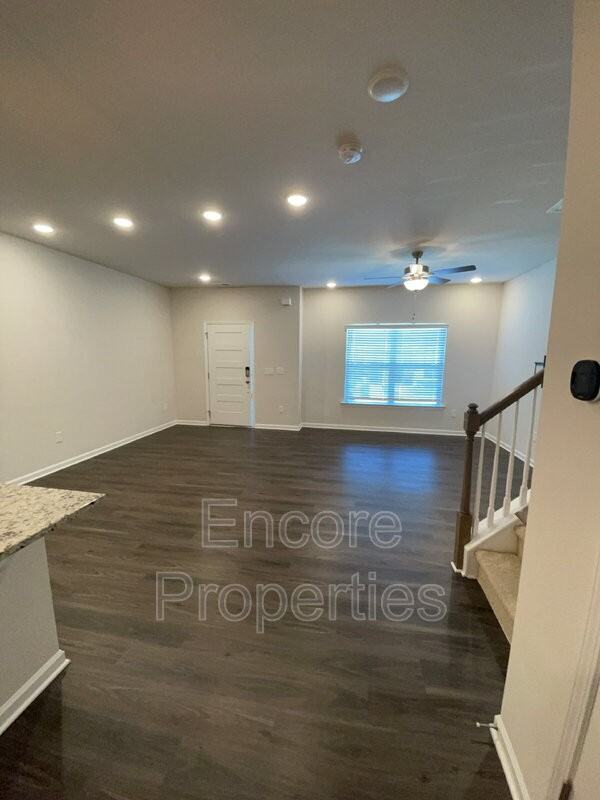 908 Robbie Jackson Ln - Photo 5 of 19