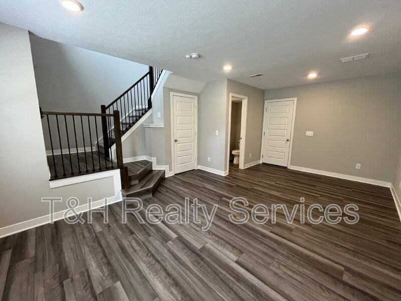 13772 Janney Lane - Photo 4 of 27