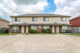 2710 Vernice Loop Apt B #B - Photo 1 of 1