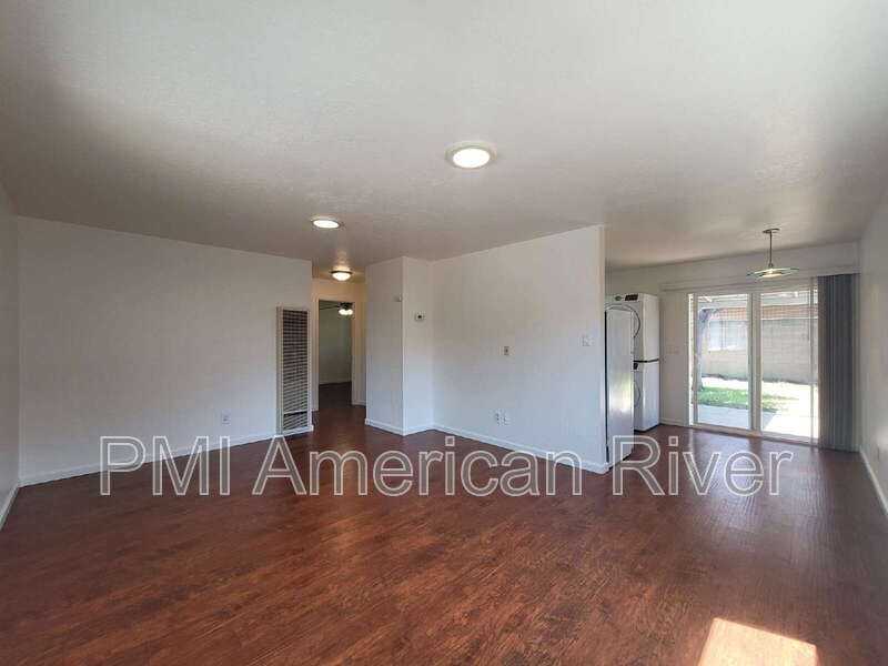 10370 S White Rock Rd - Photo 3 of 17