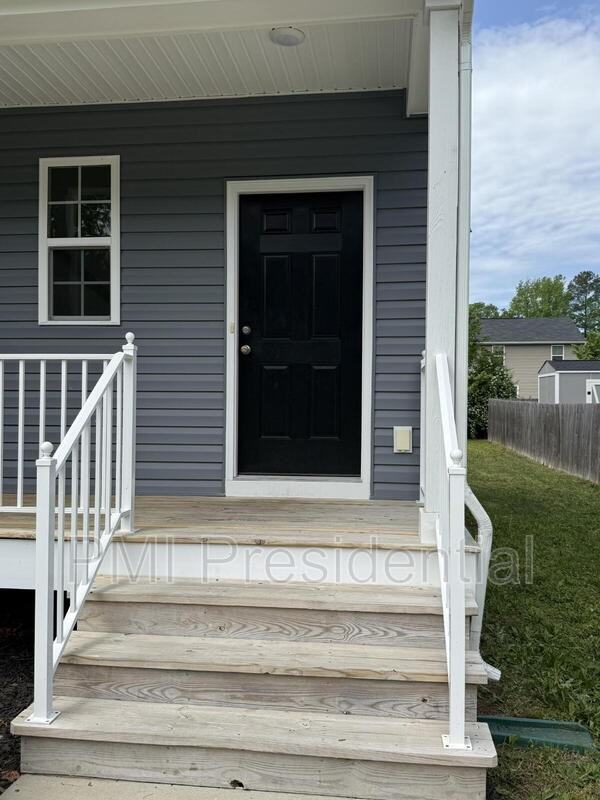 5612 Moss Side Ave - Photo 4 of 19