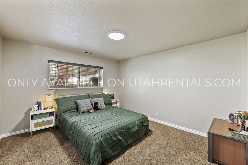 1660 Willowbrook Dr - Photo 7 of 18