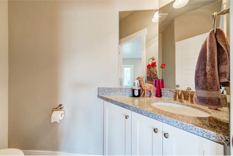 695 Sw - Photo 7 of 19