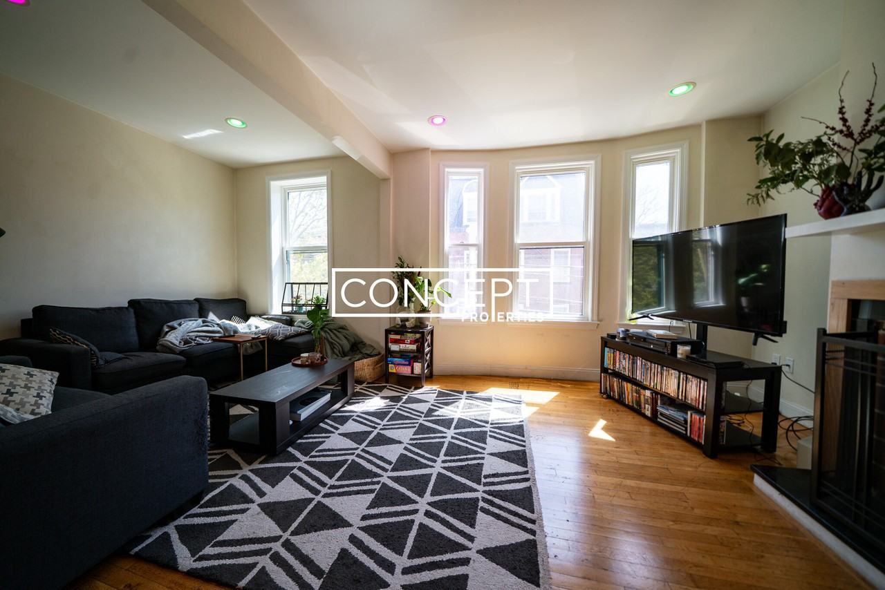 79 Highland St #2CP - Photo 4 of 21