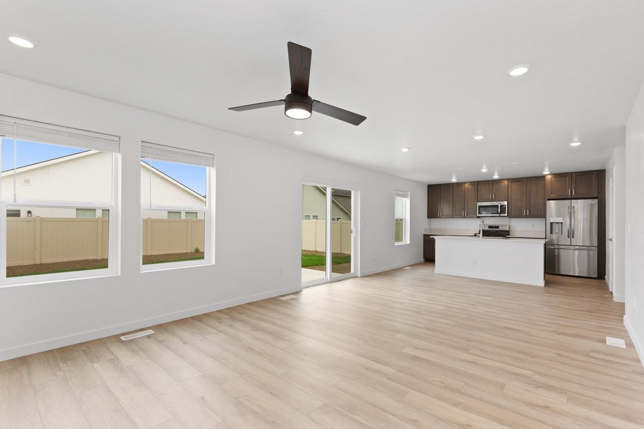 6658 W Aileron St #NA - Photo 3 of 37
