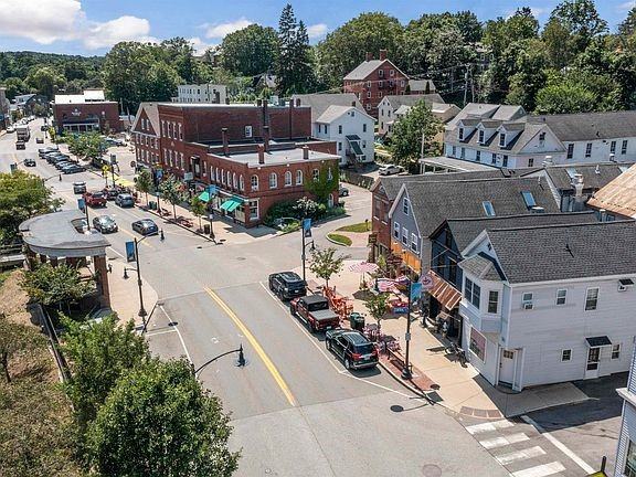 9 Central St #2 - Photo 4 of 9