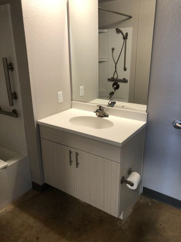 Apex Apartments - Photo 4 of 46