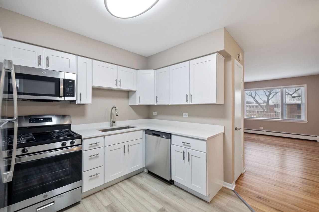 WHEATON COURT, LLC - Photo 5 of 25