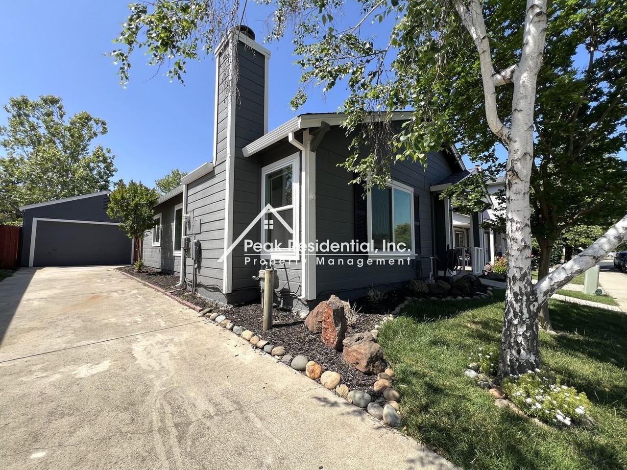 6817 Alamar Way - Photo 2 of 23