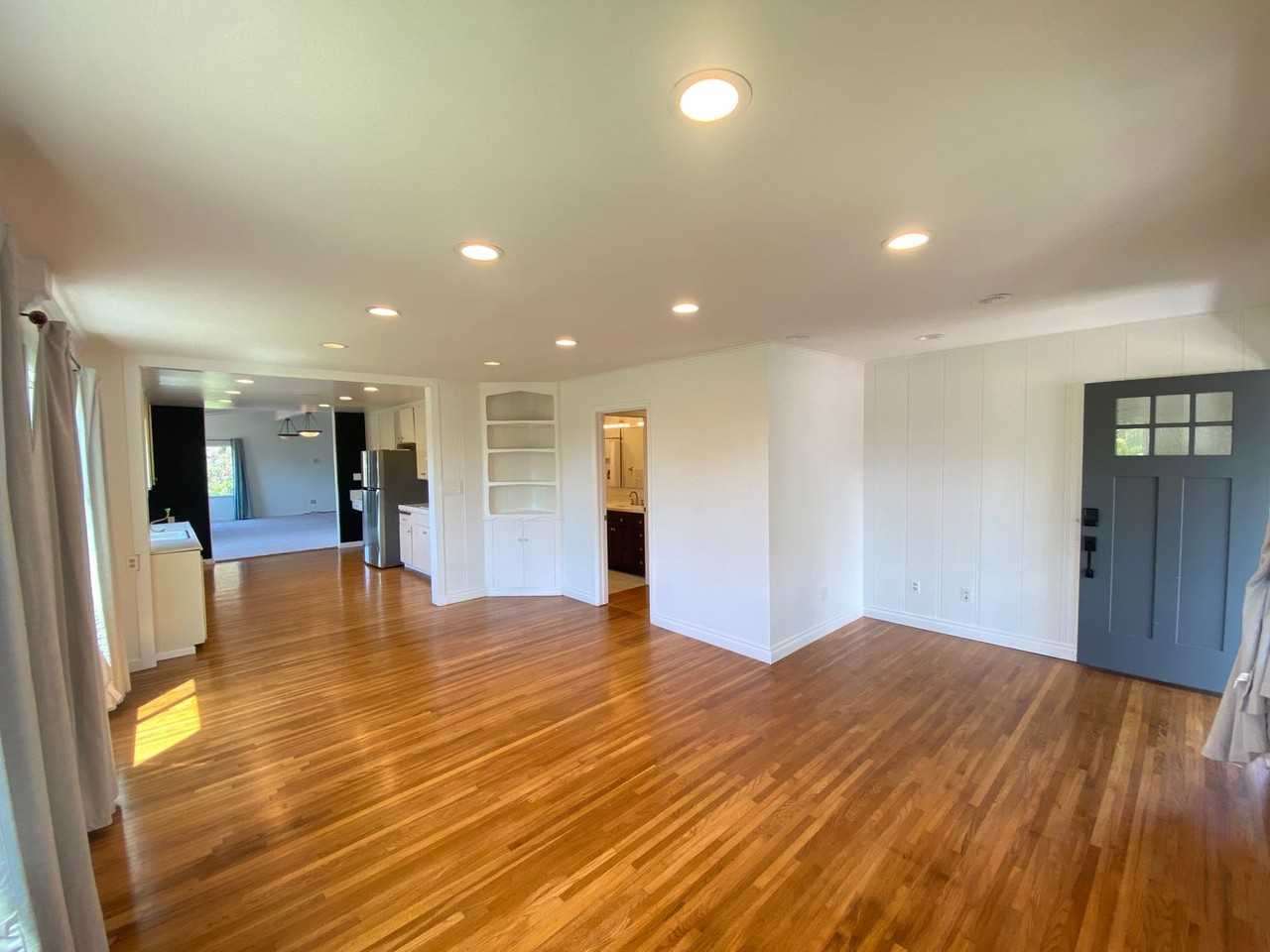 339 Crouch St - Photo 3 of 23