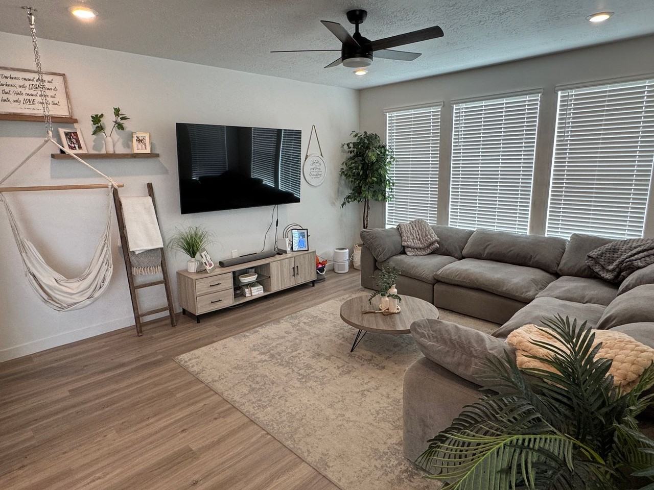1173 W Early Light Way - Photo 4 of 22