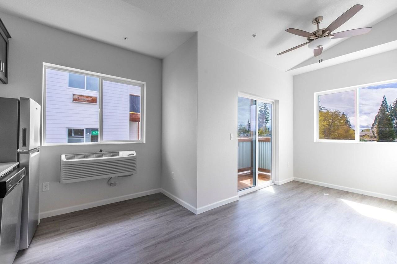 Plymouth Barracuda #2025-25-1724 - Photo 3 of 4