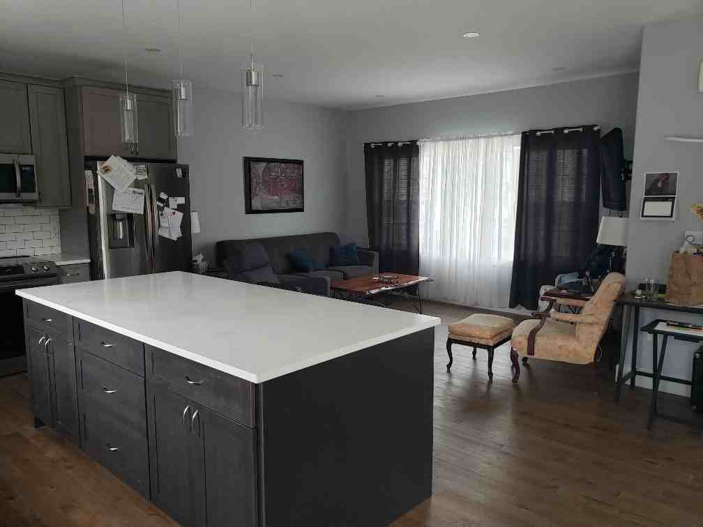 262 Hillsboro Dr #1 - Photo 3 of 12