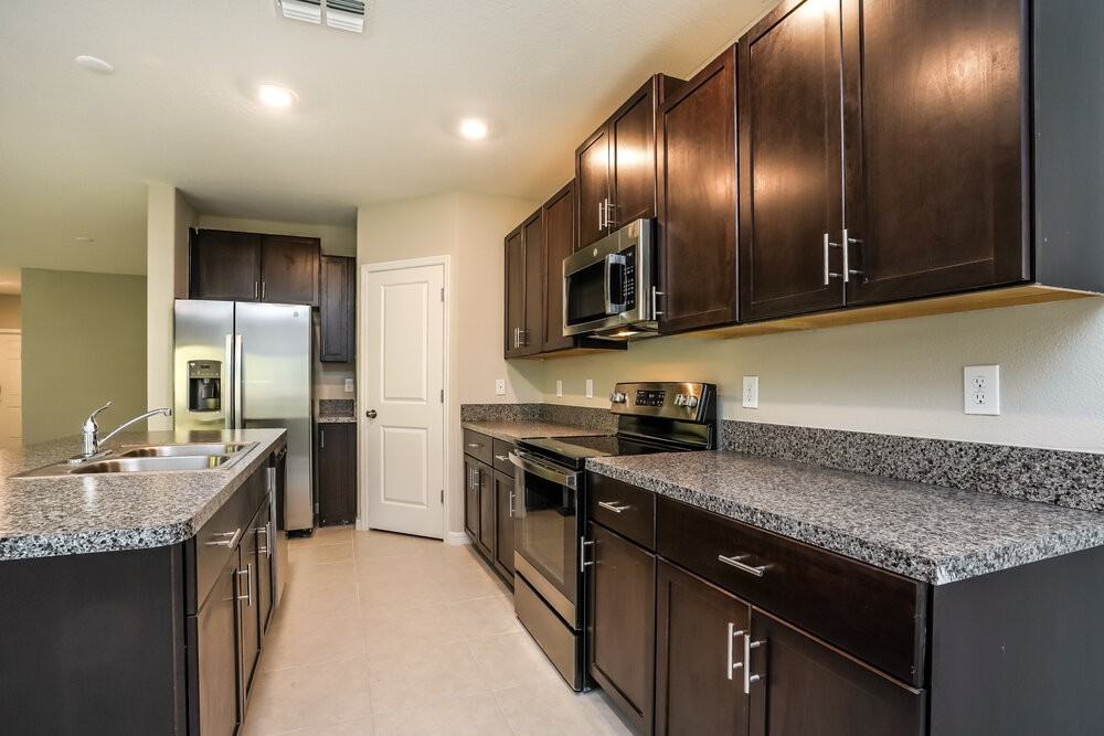 7218 Spring Snowflake Ave - Photo 6 of 17