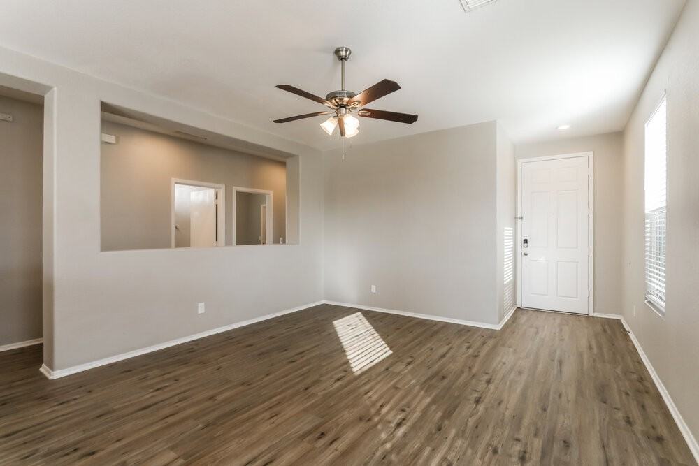 4728 W Calatrava Ln - Photo 3 of 16