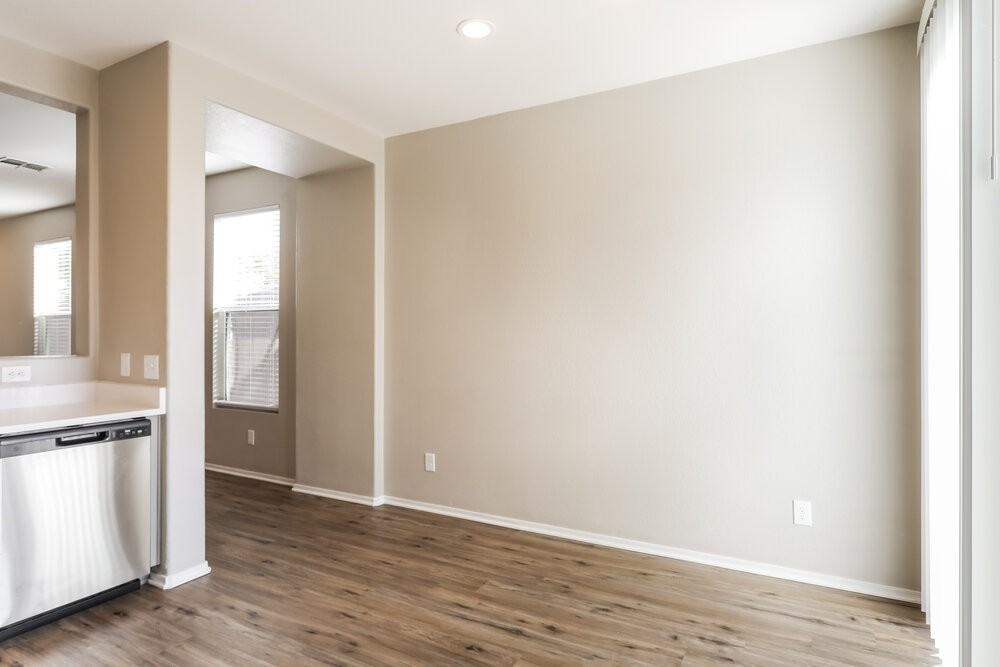 4728 W Calatrava Ln - Photo 6 of 16