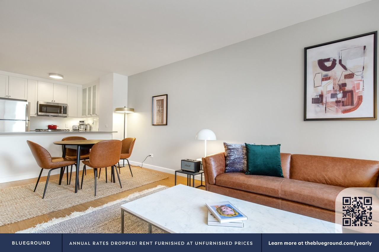 60 W 66th St #415 - Photo 4 of 28