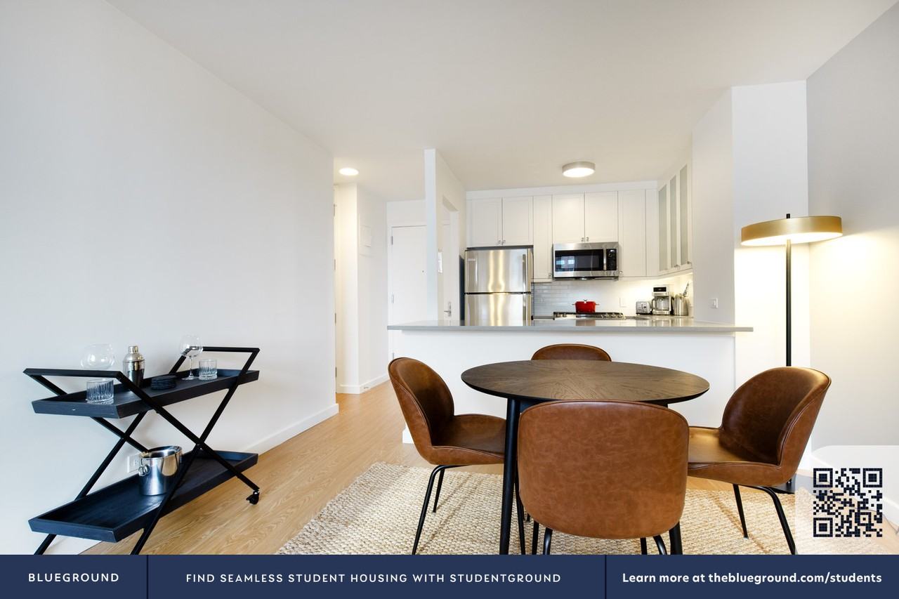 60 W 66th St #415 - Photo 7 of 28