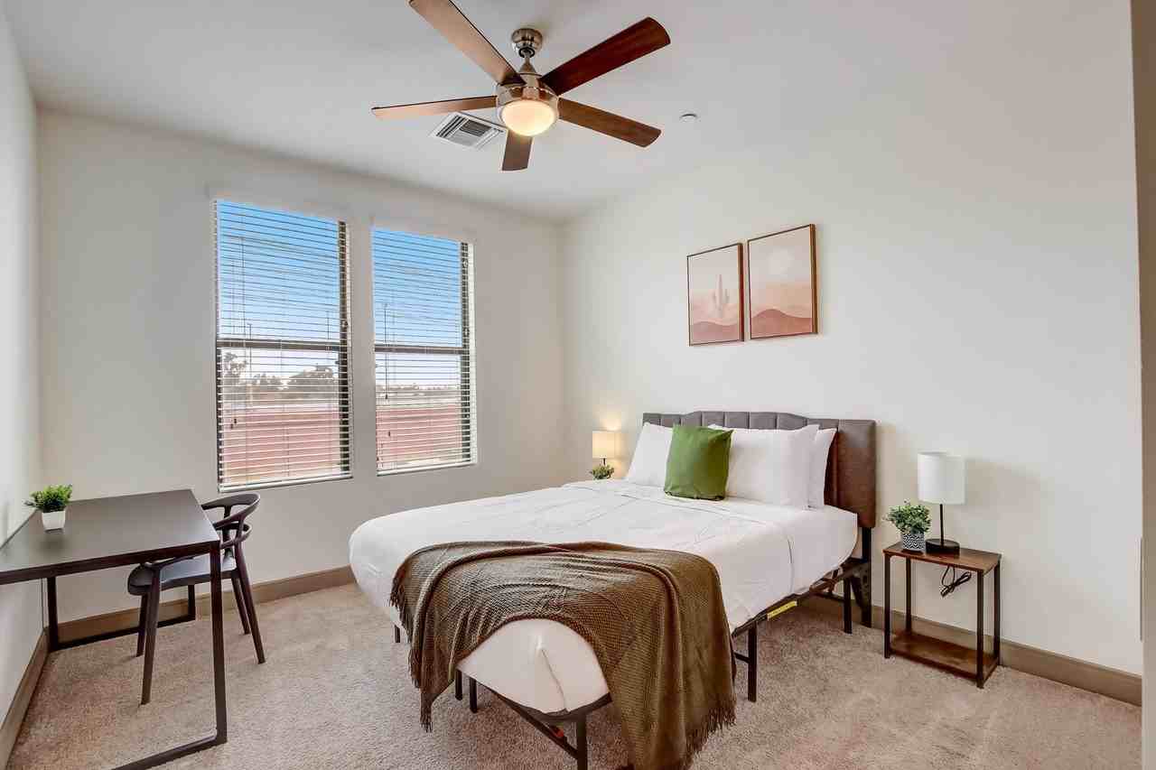 555 N College Ave #1014603P - Photo 4 of 31