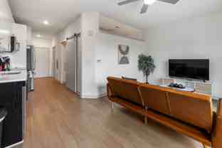 633 E Main St - Photo 1 of 1