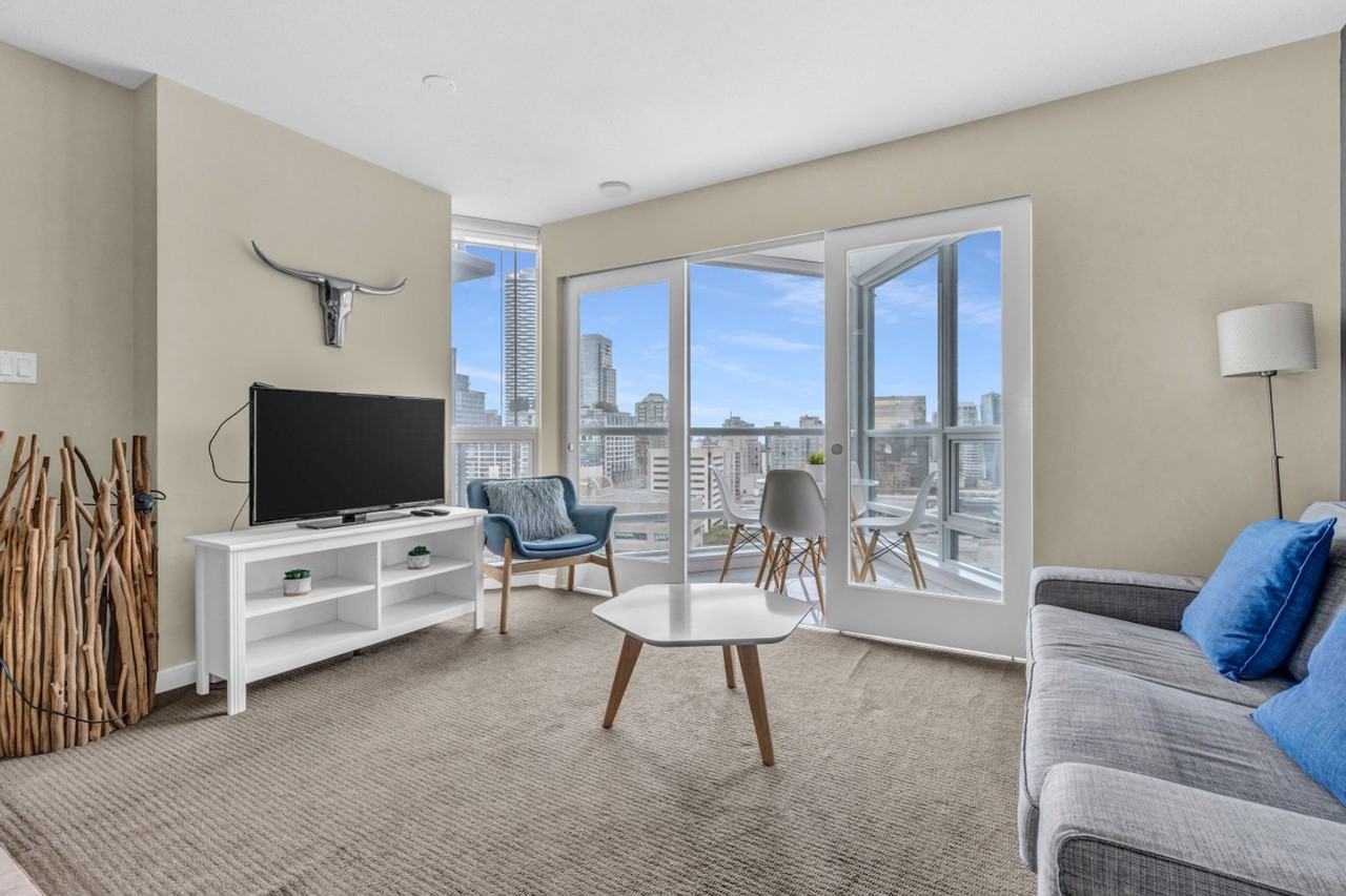 833 Seymour St #1222963P - Photo 2 of 12