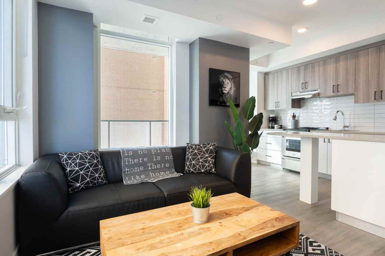 90 Champagne Avenue South - Photo 2 of 31