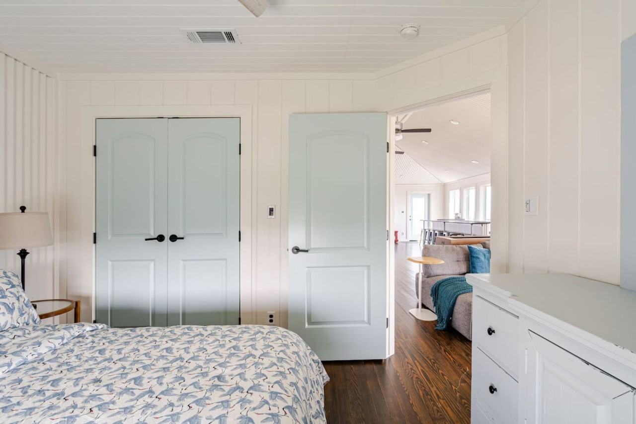 907 S Cove #1223255P - Photo 6 of 50