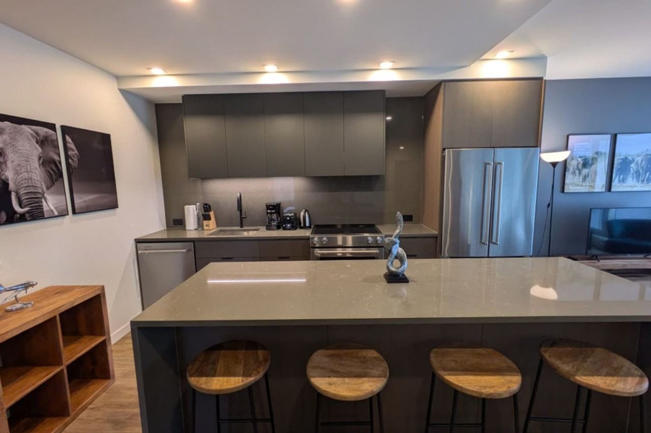 952 Johnson Street - Photo 3 of 35