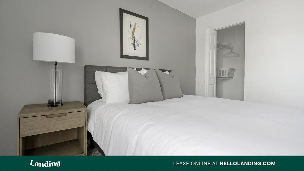 2030 Northcliffe Dr, - Photo 5 of 50