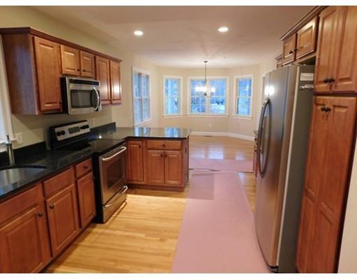 100 Lincoln St #17 - Photo 3 of 24