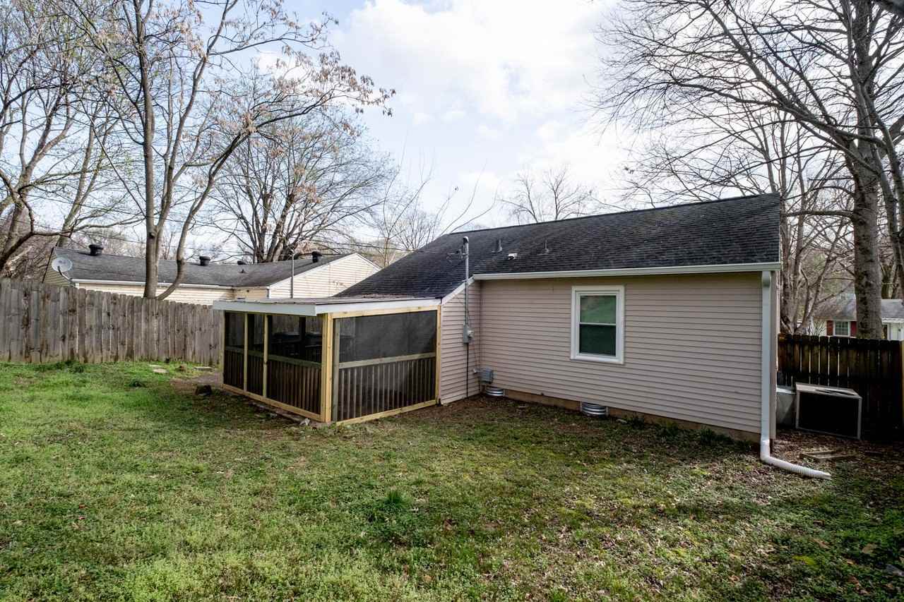 606 Village Ct - Photo 2 of 15