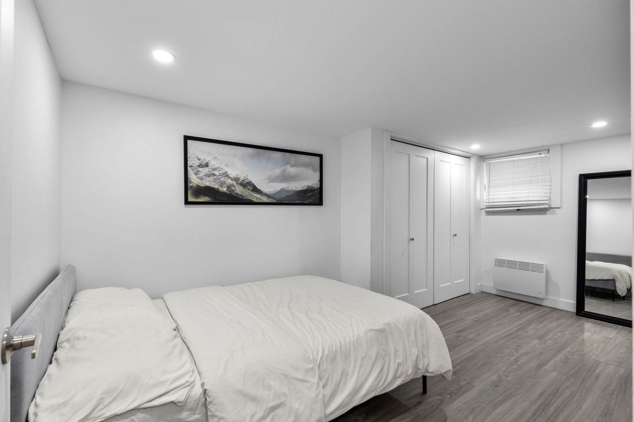 2357 Boulevard Rosemont #A - Photo 5 of 12