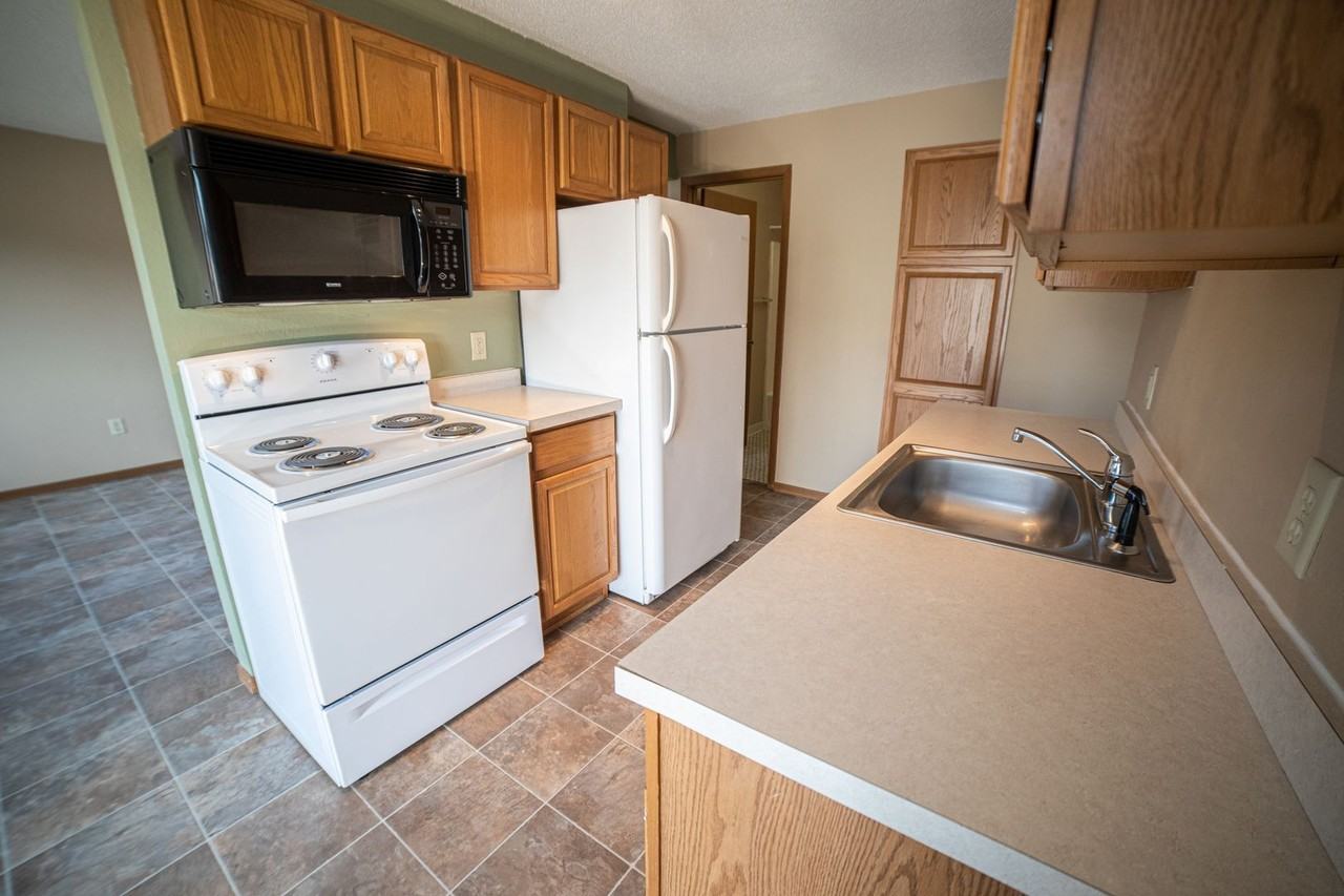 Hidden Valley Apartments - Photo 2 of 19