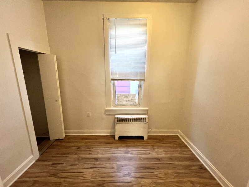 5248 S Wells St #2 - Photo 6 of 13