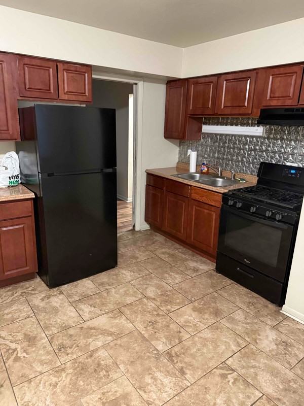 14506 Cottage Grove Ave #2E - Photo 2 of 10