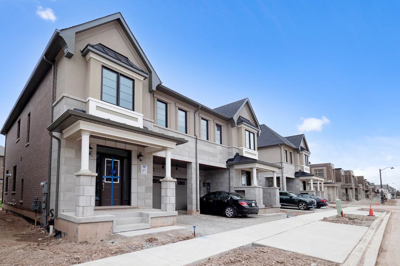 1190 Tanbark Avenue - Photo 3 of 50