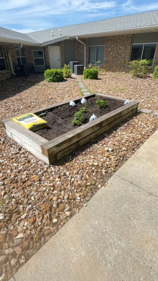 515 E Morse Ave - Photo 3 of 19