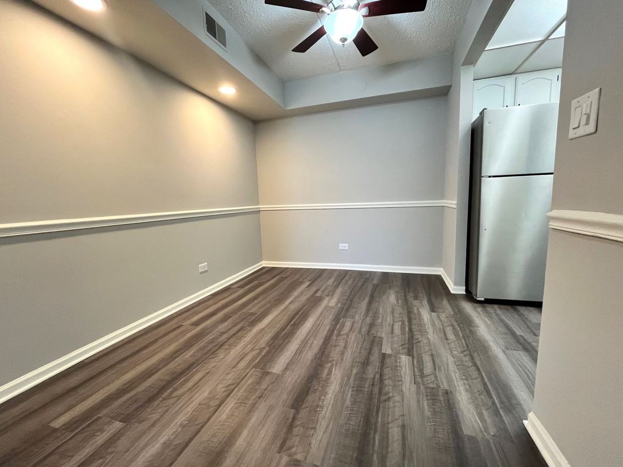 Willows of Wheaton - Photo 5 of 13