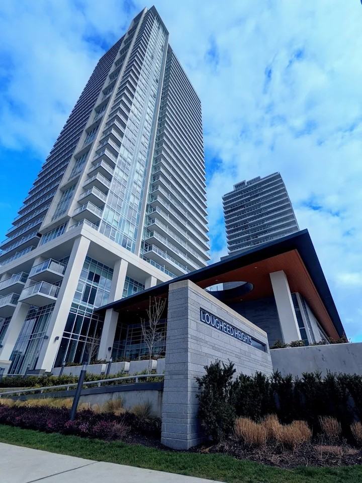 525 Foster Avenue #80X