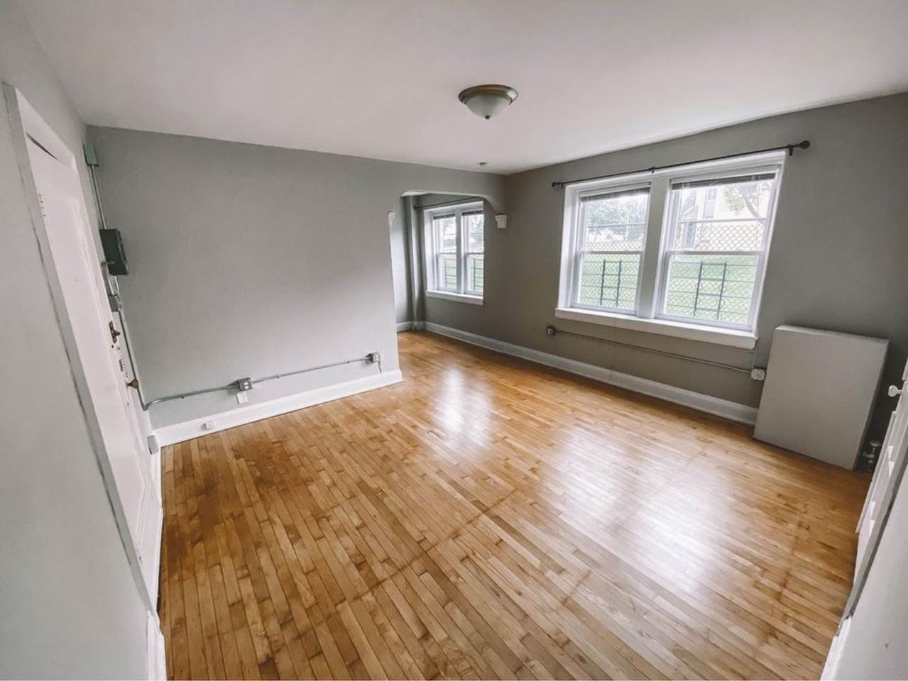 University Crossing II - Photo 4 of 12