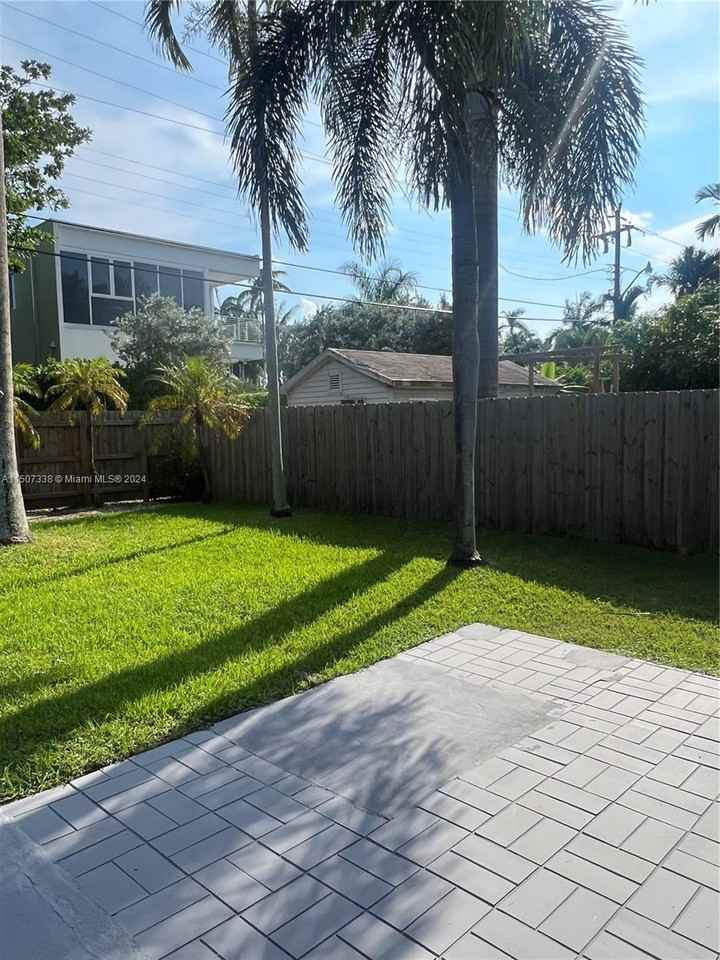 944 Polk Street #NA - Photo 7 of 9