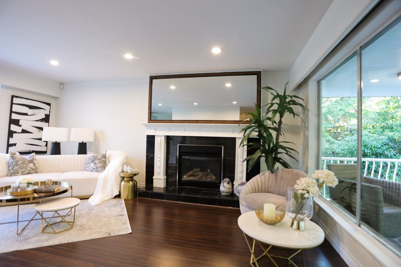 660 Kenwood Road - Photo 2 of 33