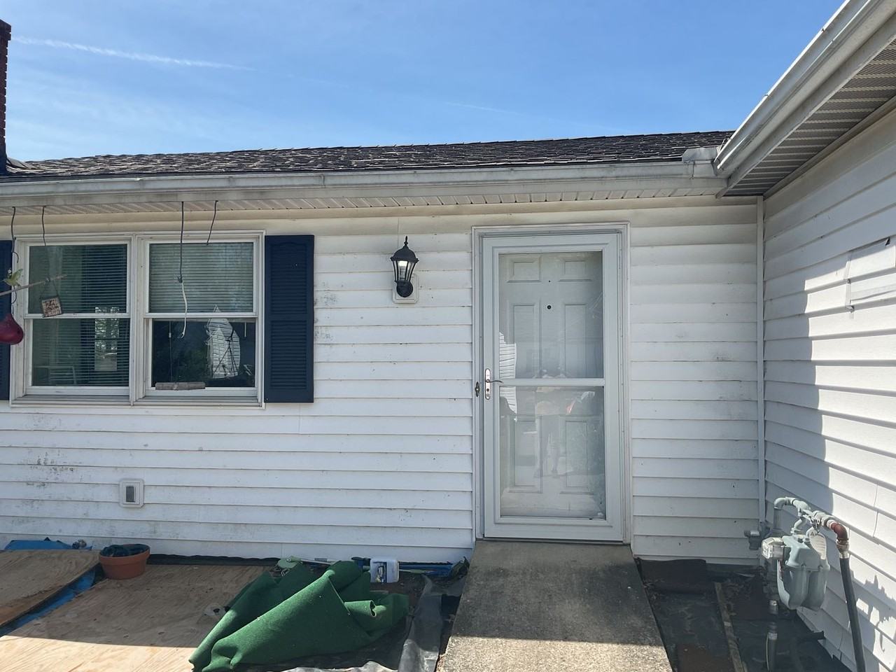 1184 Julianne Dr - Photo 2 of 12