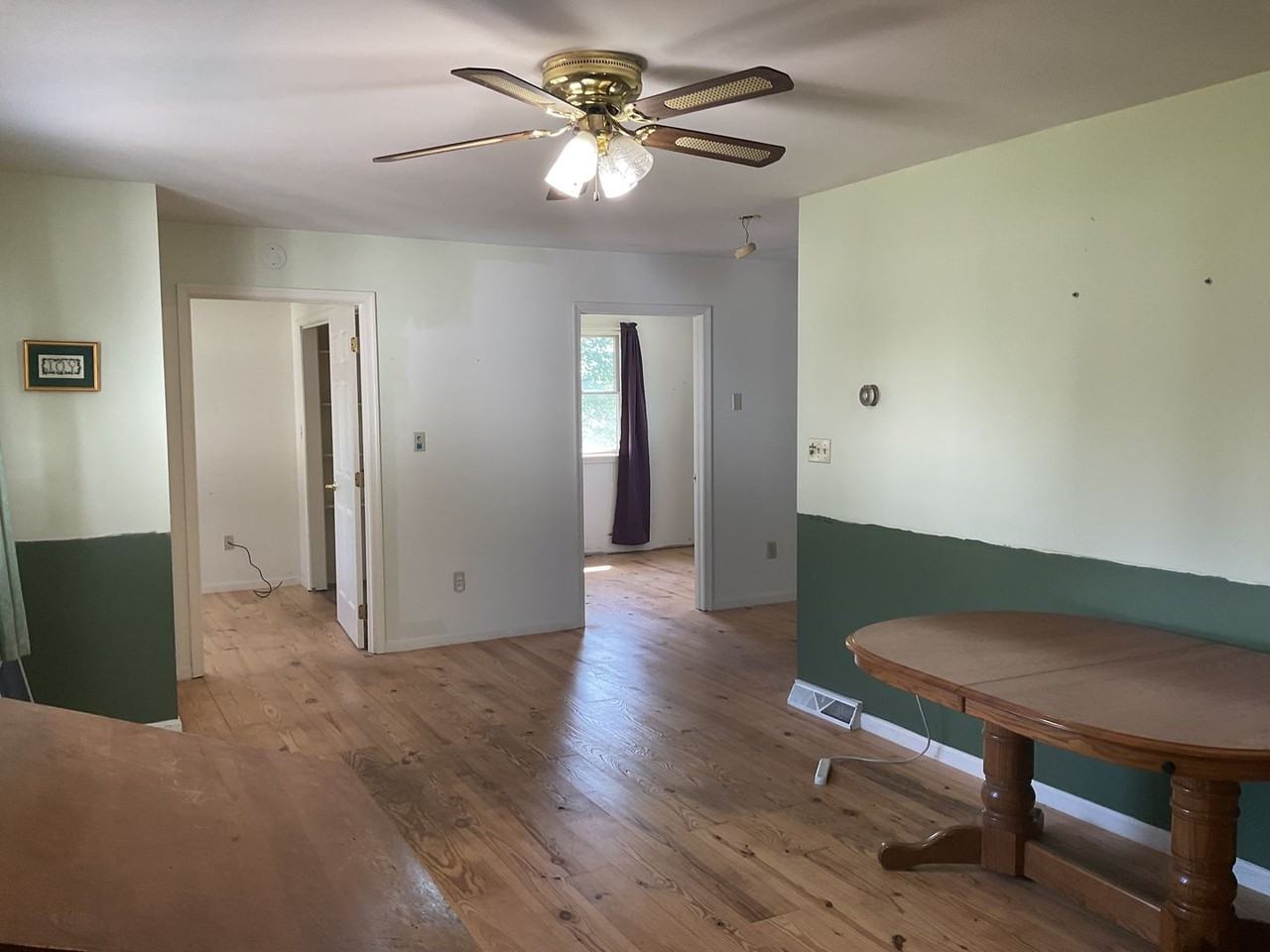 1184 Julianne Dr - Photo 3 of 12