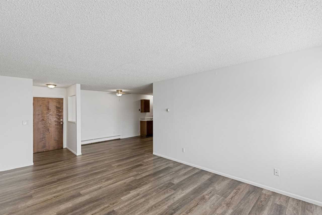 Carriage House (Albion 64 LLC) - Photo 7 of 17