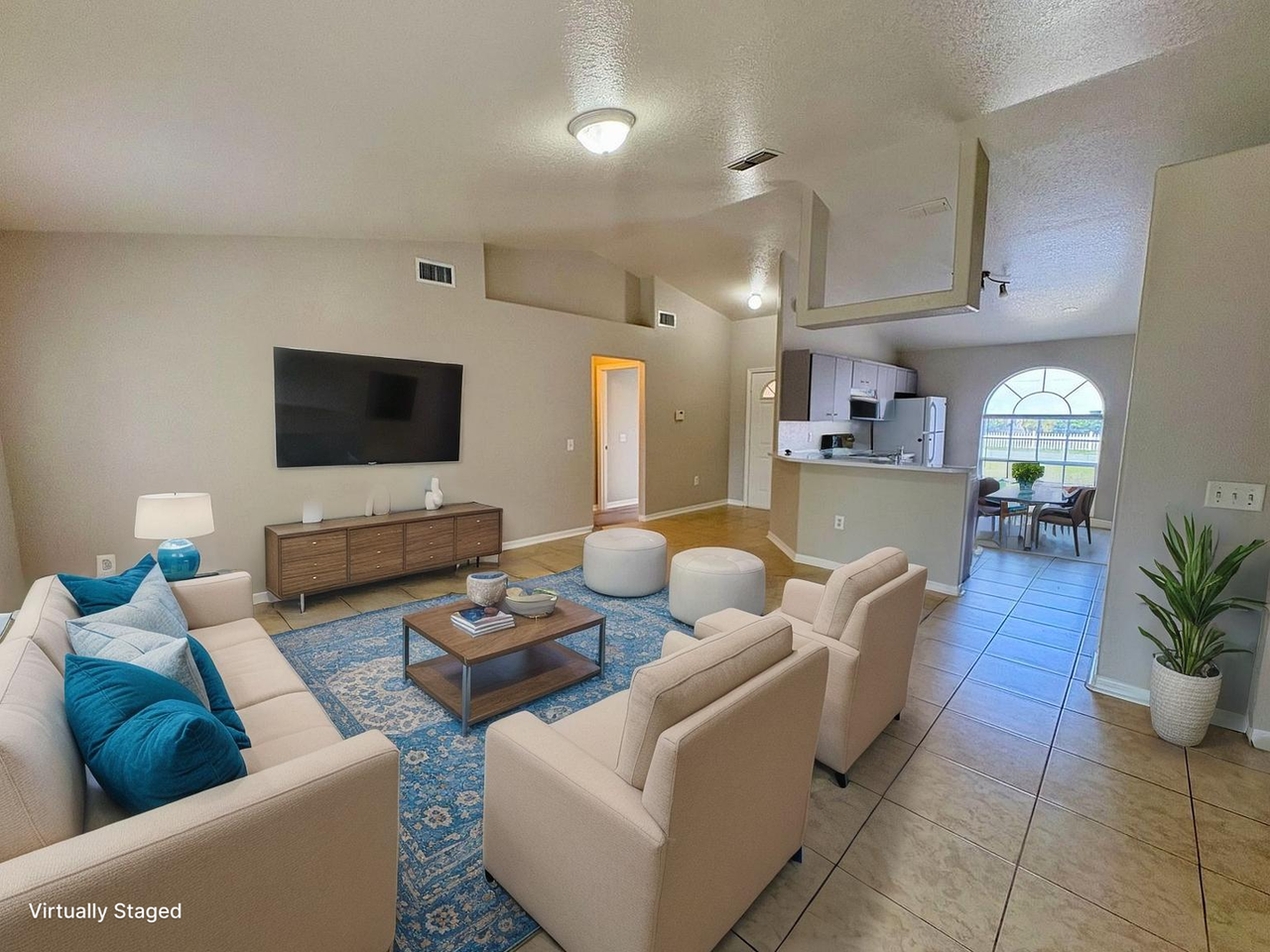 609 Tamarin Ln - Photo 2 of 22