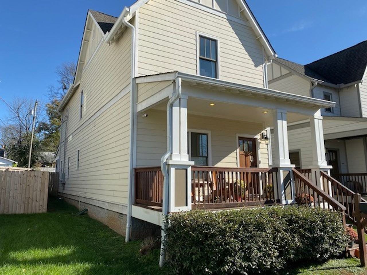 1113B Lischey Ave - Photo 3 of 32